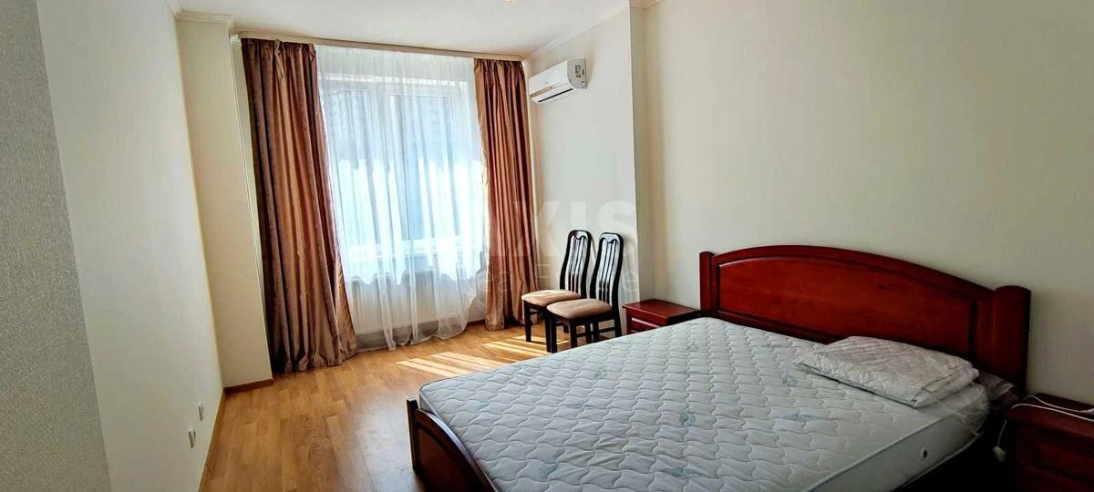 2к квартира пр-т Глушкова Академика 9В715117
