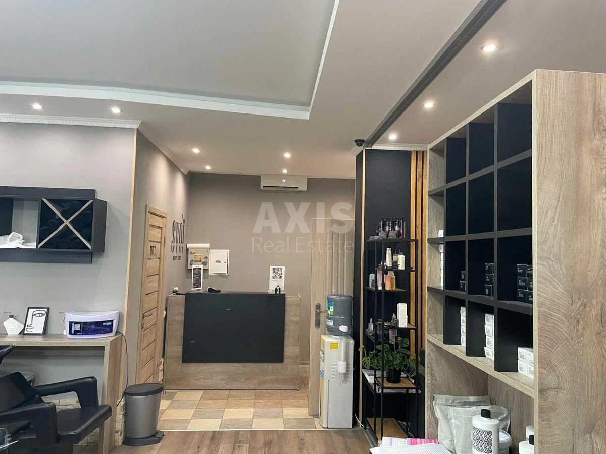 Объект торговли ул. Ахматовой Анны 32/18, 70м2544643