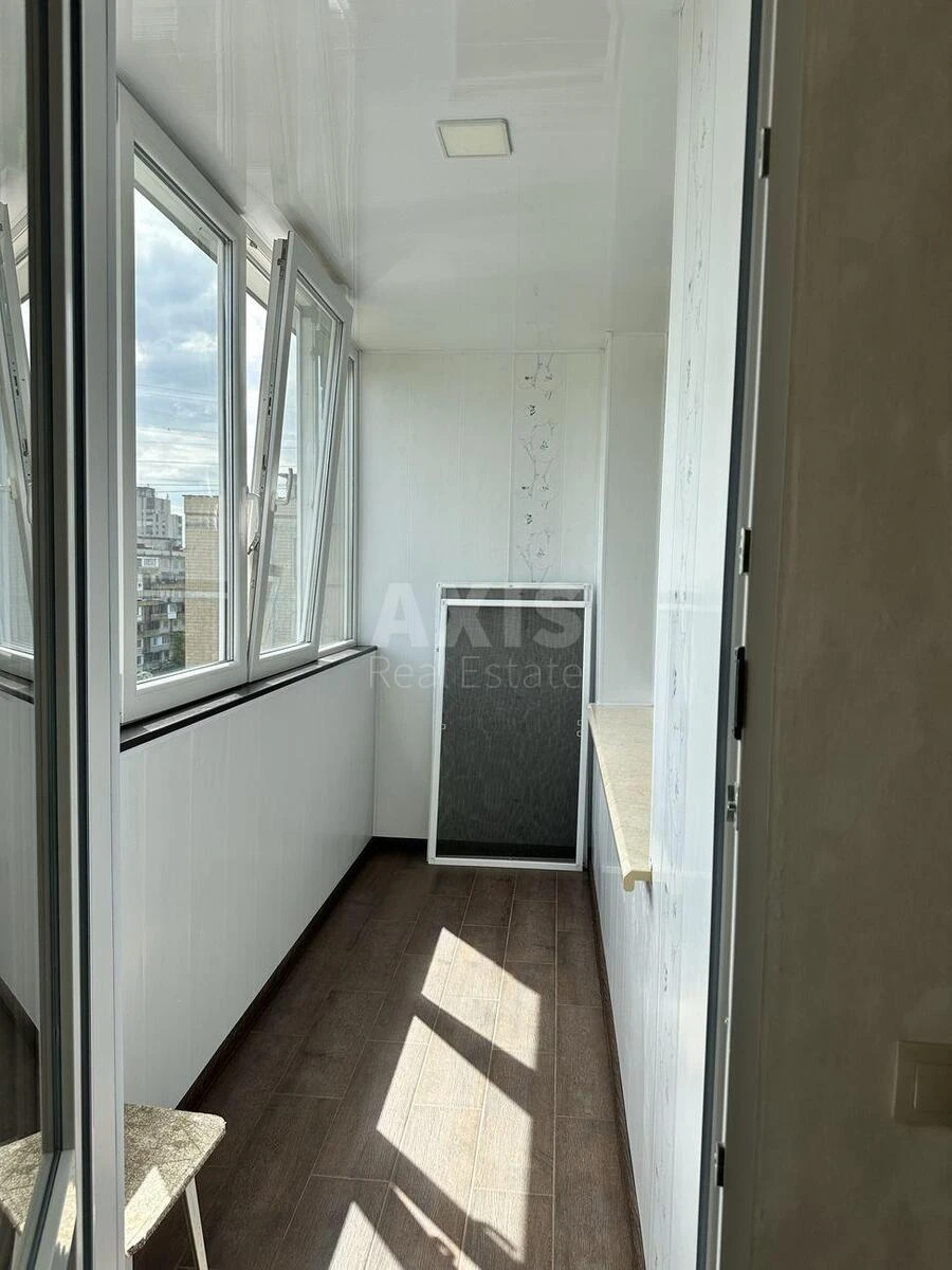 1k apartment pr-t Tychyny Pavla 66536210