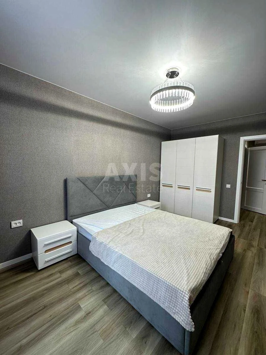1k apartment vul. Oleksandra Olesja 8/17632721