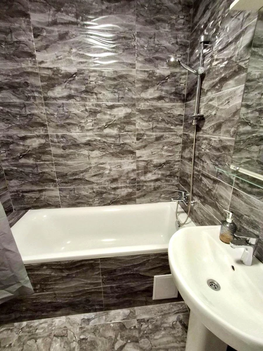 1k apartment vul. Kondratjuka Jurija 36396012