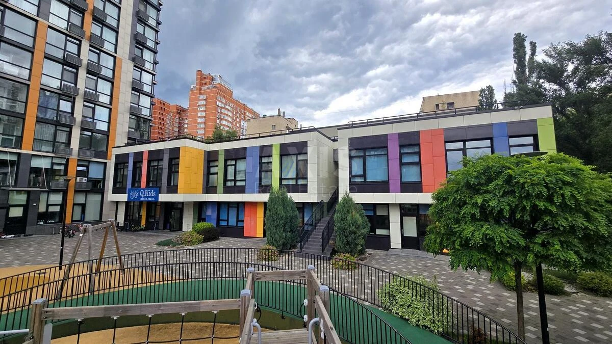 Офис ул. Предславинская 40, 1800м2704971