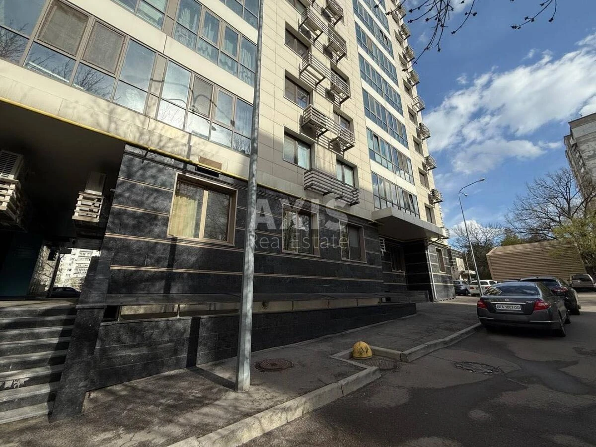 Office vul. Patriarha Mstyslava Skrypnyka 40, 166m2720141