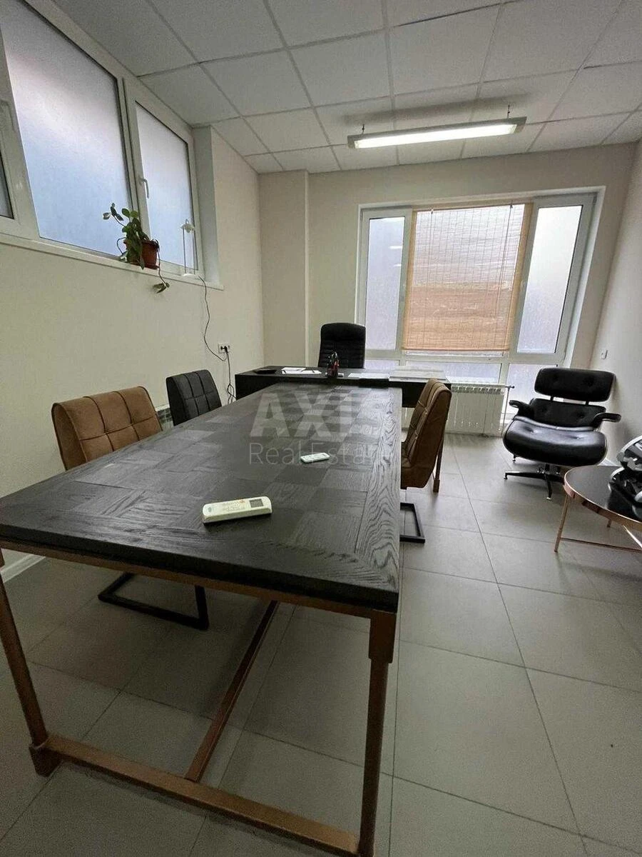 Офис ул. Соляная 70, 130м26744910