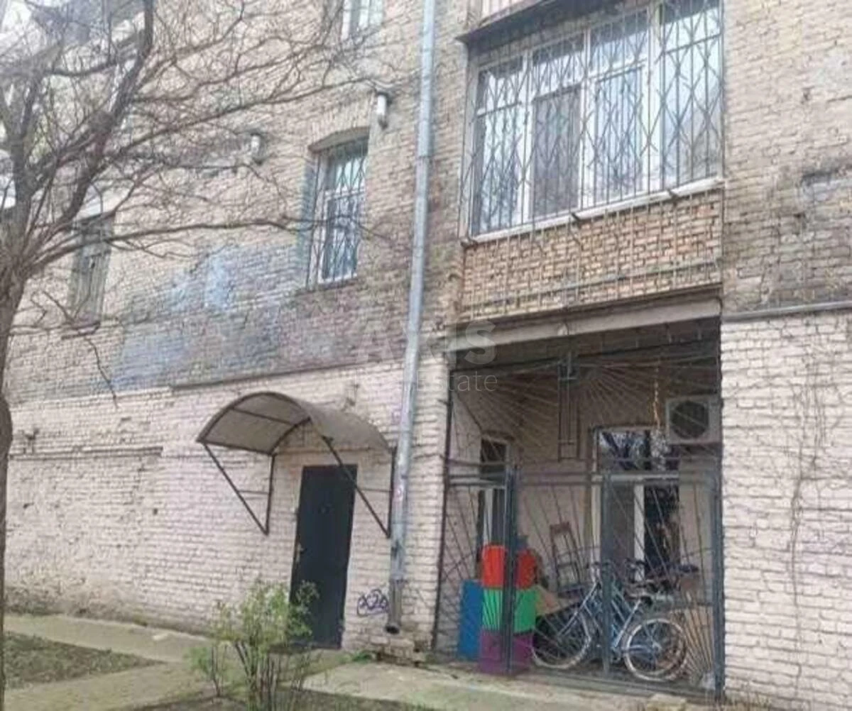 Офис ул. Межигорская 32, 46м2646852