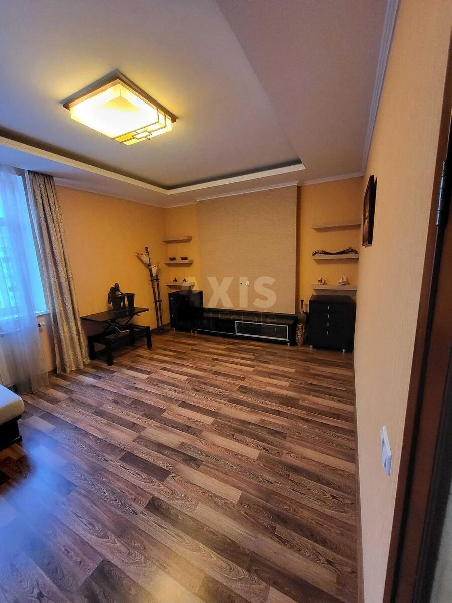 3к квартира пр-т Владимира Ивасюка 26А677705