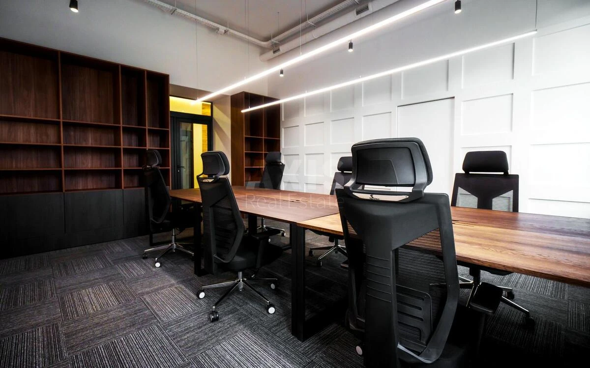 Office vul. Hmel'nyc'kogo Bogdana 51А, 570m26792119