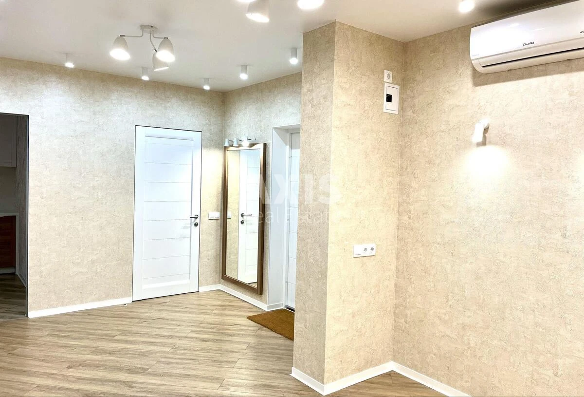 2k apartment vul. Lypkivs'kogo Vasylja Mytropolyta 33А493556