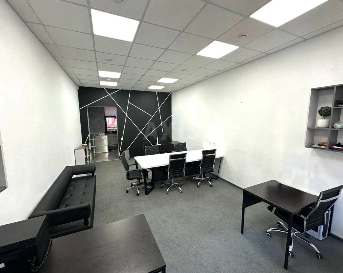 Office vul. Vozdvyzhens'ka 14, 82m2679920