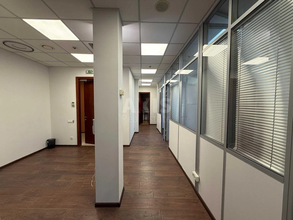 Office vul. Basejna 2А, 125m2707637