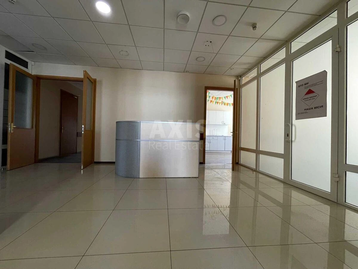 Office vul. Saksagans'kogo 3, 300m2675840