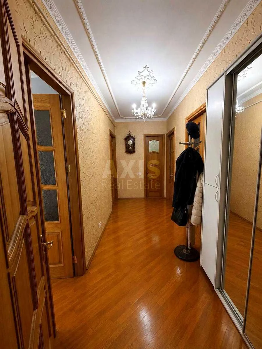 3k apartment pr-t Berestejskij 73/1705797