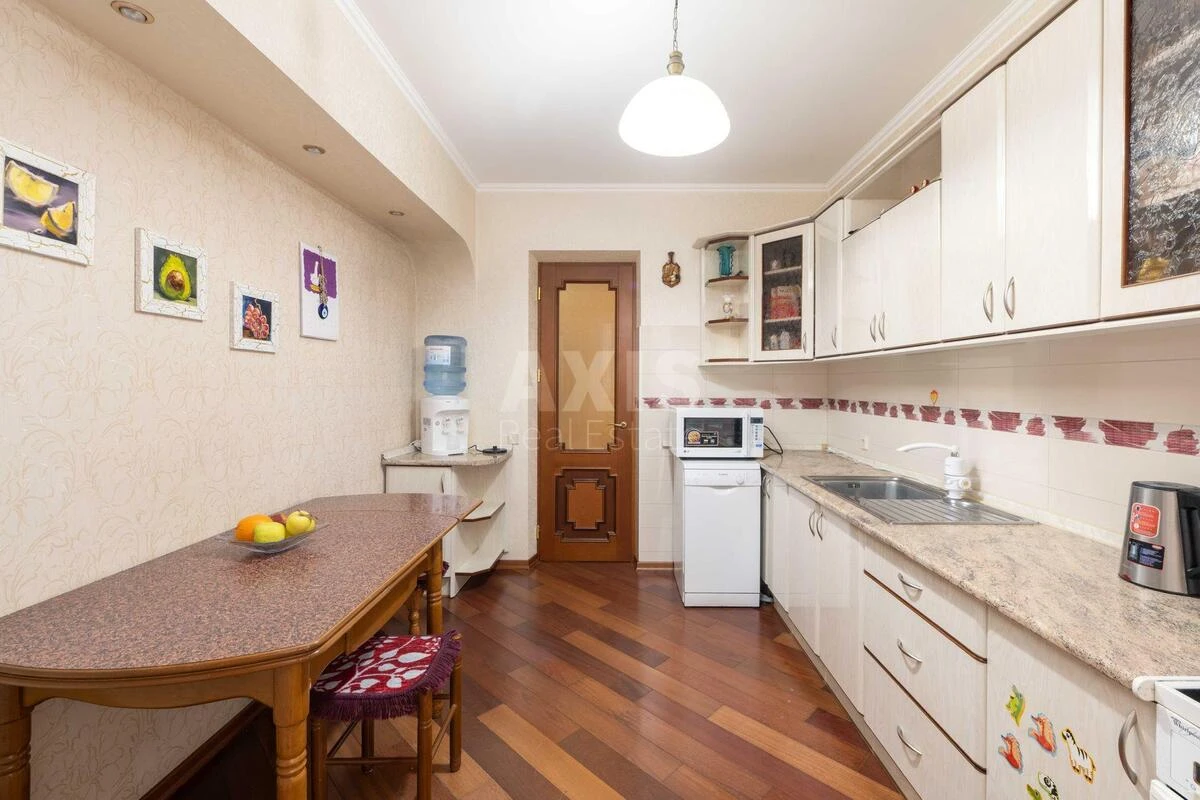 3k apartment vul. Staronavodnyc'ka 8А62486