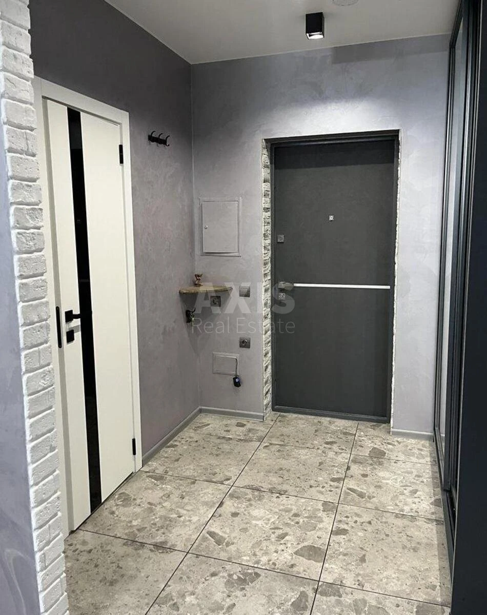 1к квартира пр-т Бандеры Степана 32Д711377
