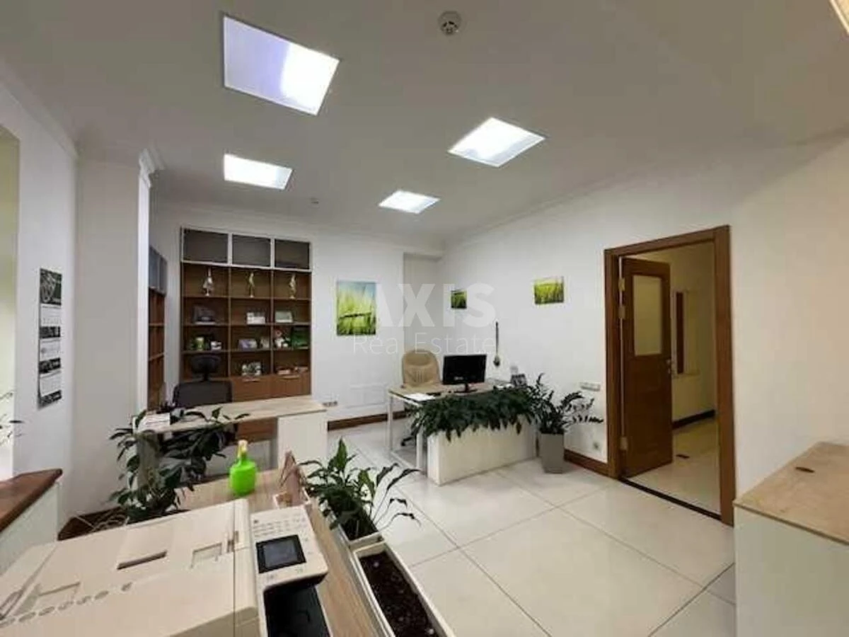 Офис ул. Жилянская 72А, 750м27118116