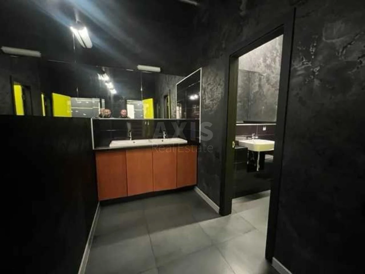 Office vul. Velyka Vasyl'kivs'ka 72, 322m26972312