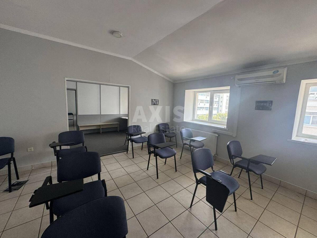 Office vul. Mashynobudivna 35А, 1000m2585791