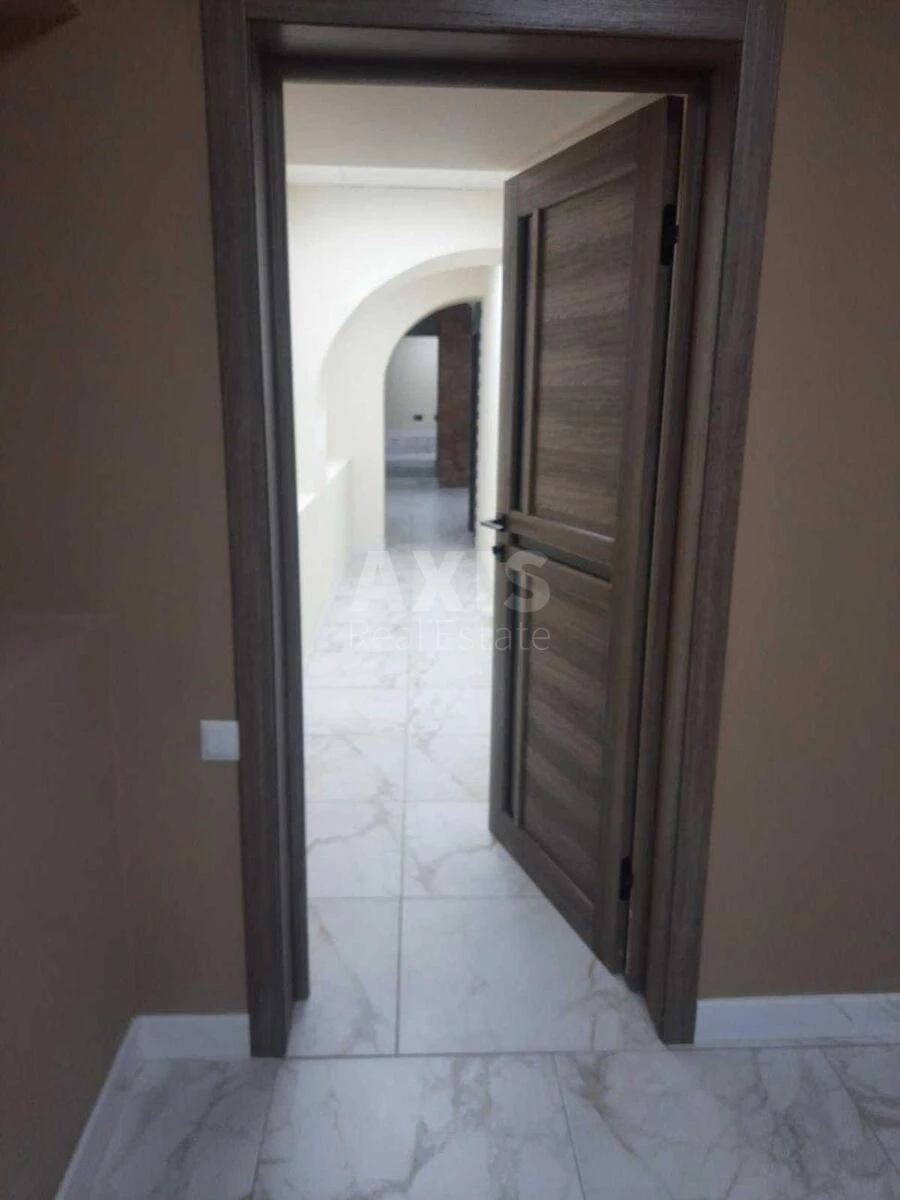 Office vul. Pervomajs'kogo Leonida 9А, 209m2686679