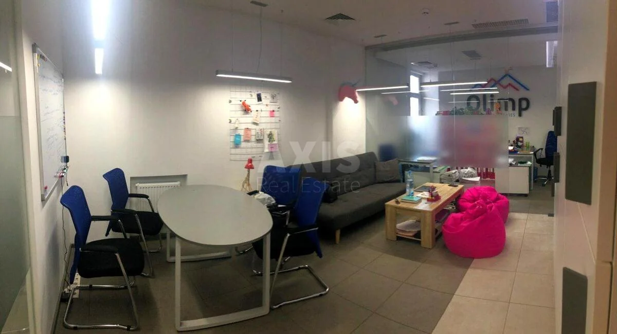 Office vul. Zhyljans'ka 118, 74m2