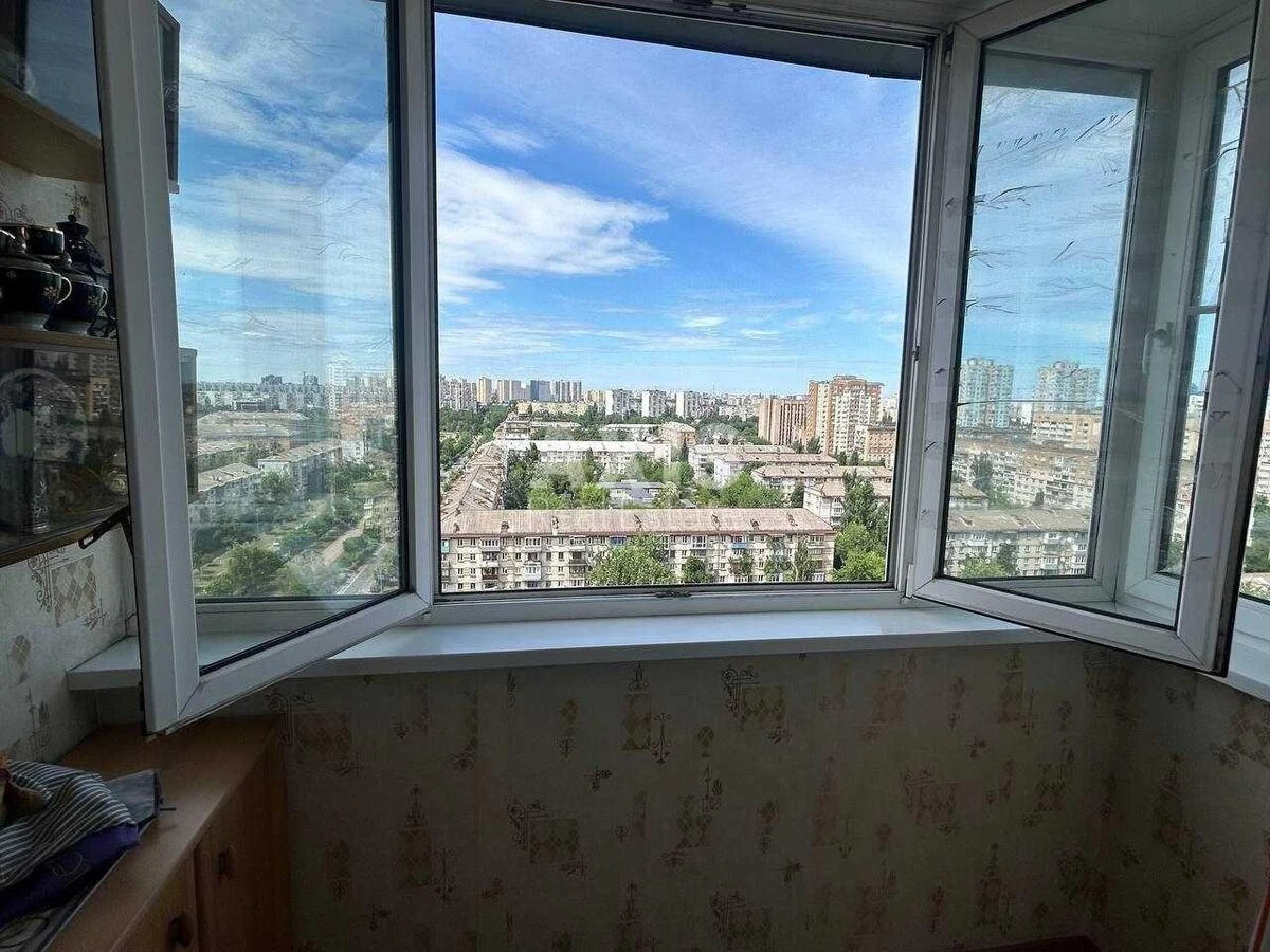 2k apartment vul. Uinstona Cherchillya 18Б622266