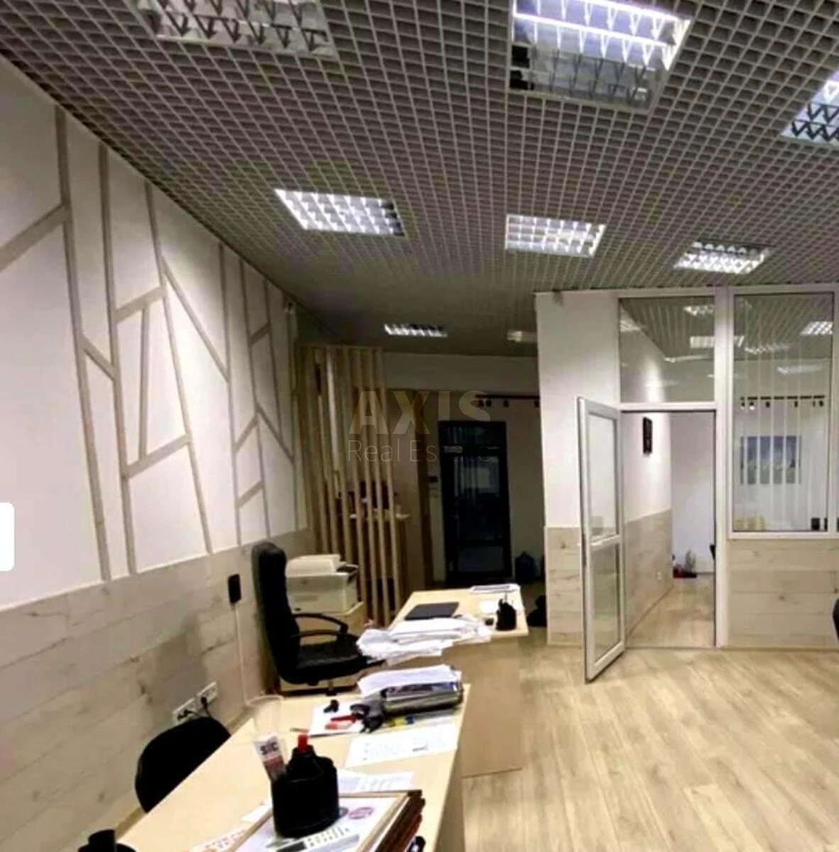 Office vul. Jevgena Konoval'cja 36, 80m265974