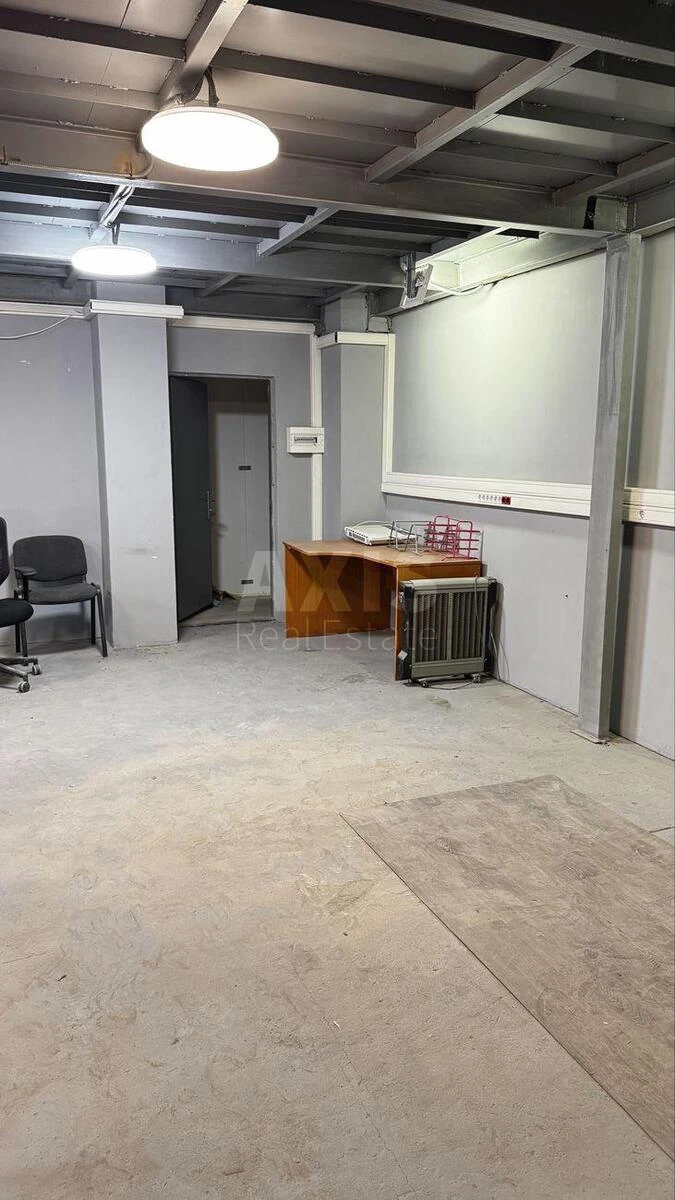 Объект торговли ул. Сосниных Семьи 9, 194м2675295