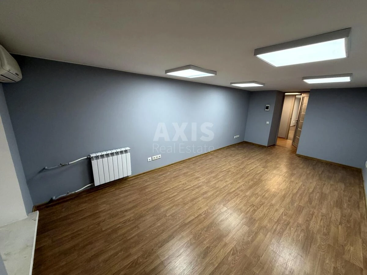 Office vul. Evgena Chykalenko 25, 300m2689194