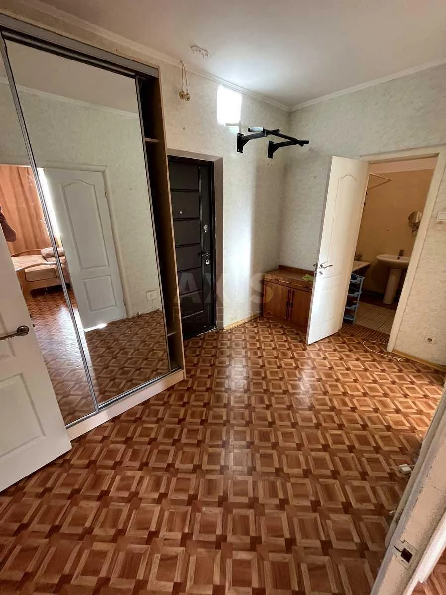 1k apartment vul. Ahmatovoi' Anny 35А704327