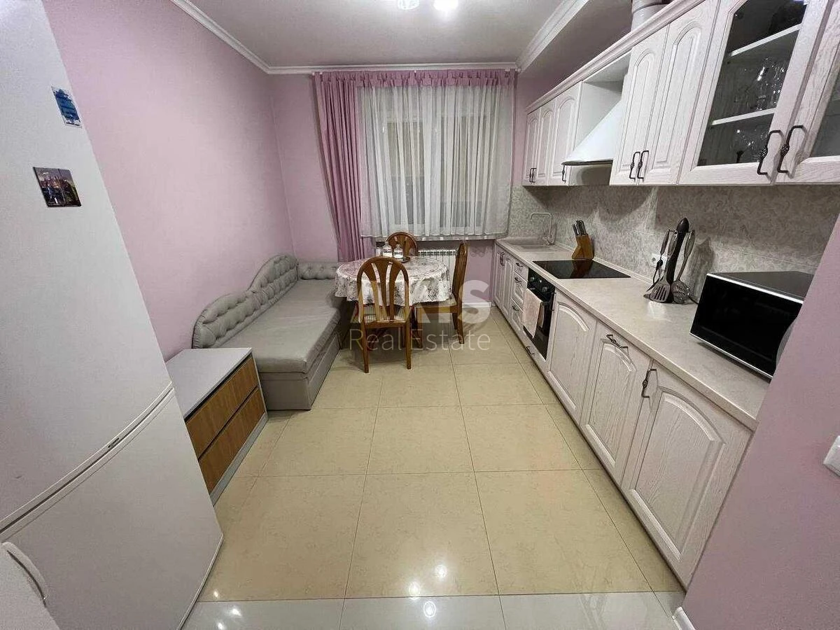 3k apartment vul. Kadets'kyj gaj 359353