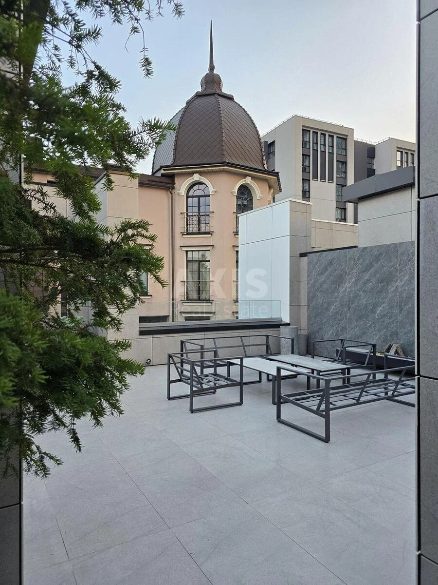 Trade object vul. Strutyns'kogo Sergija 21, 82m26748219