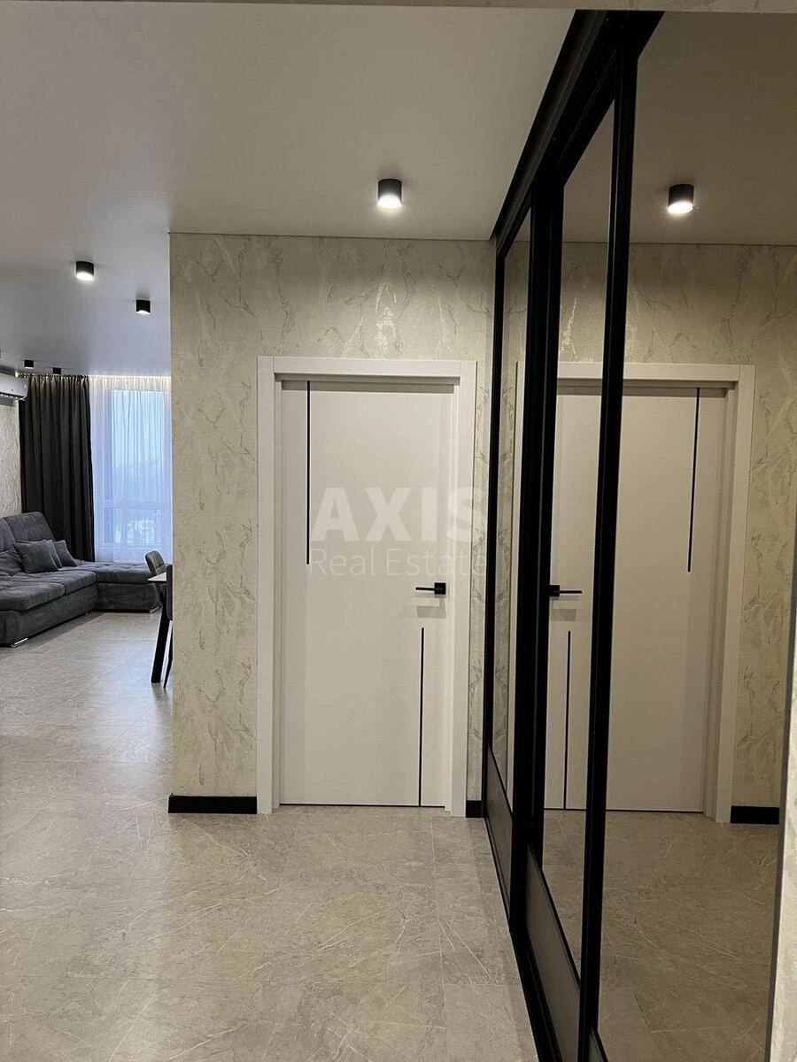 1k apartment vul. Glybochyc'ka 736635811