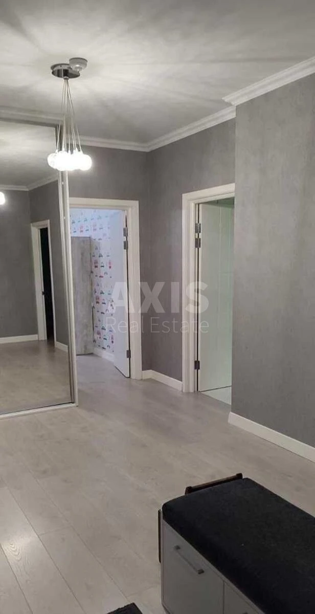 3k apartment vul. Ahmatovoi' Anny 306472212