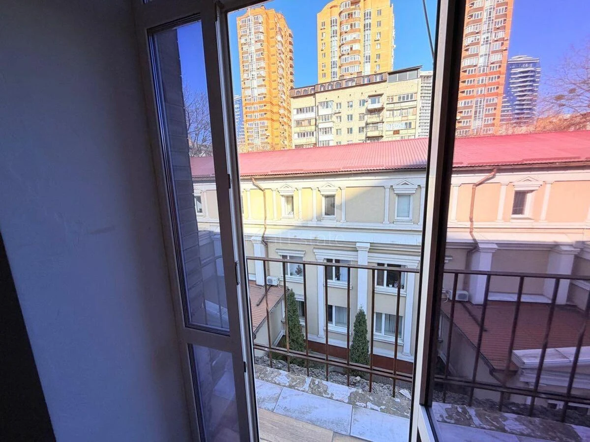 2k apartment vul. Vasylya Tyutyunnyka 13707280