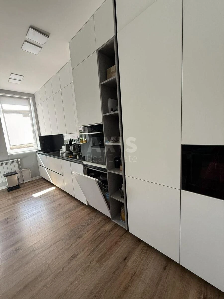 3k apartment vul. Preobrazhens'ka 8Б708260