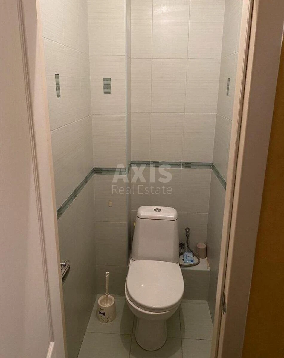 1k apartment vul. Rudenko Larysy 10Б645785