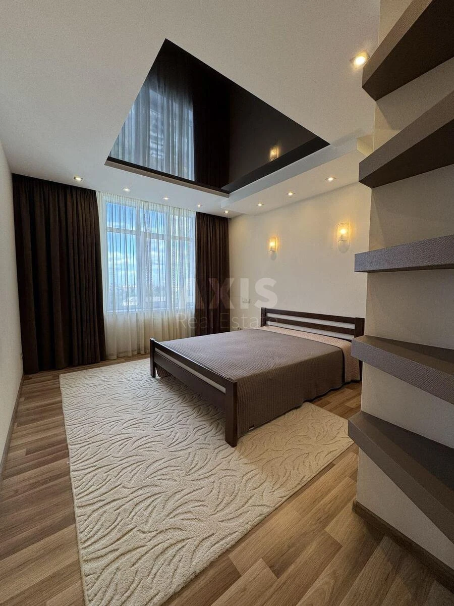 2к квартира пр-т Лобановского 4648184