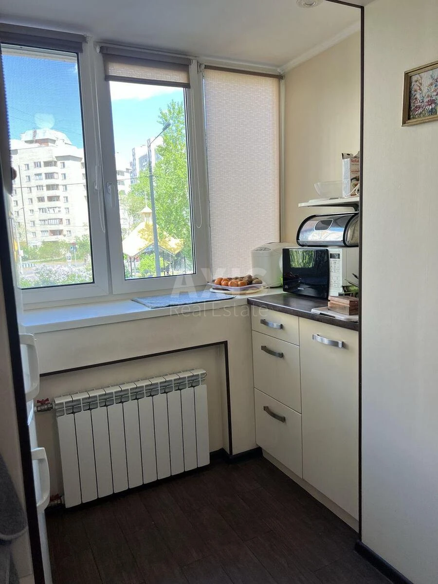 3к квартира ул. Будищанская 9/40682411