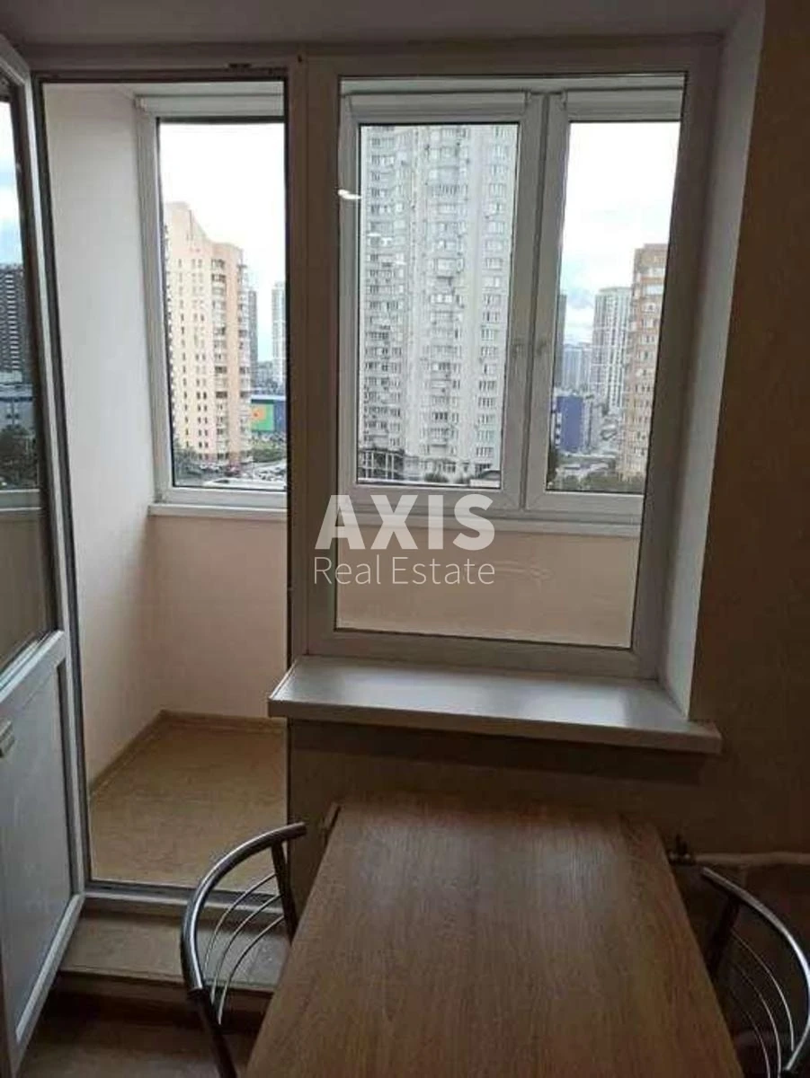 1к квартира ул. Княжий Затон 17Б304924