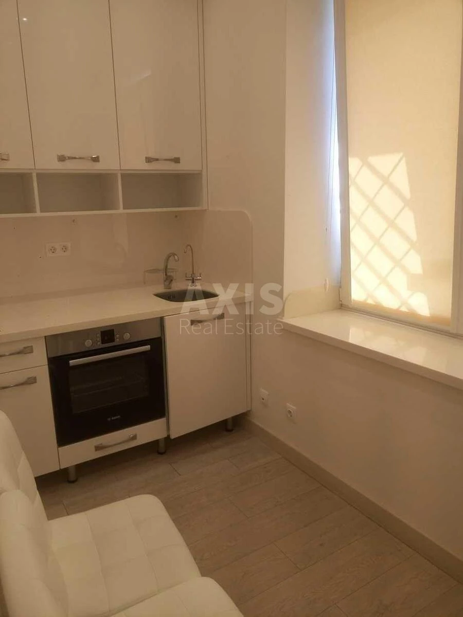 Office vul. Pecheniz'ka 16, 350m2635175