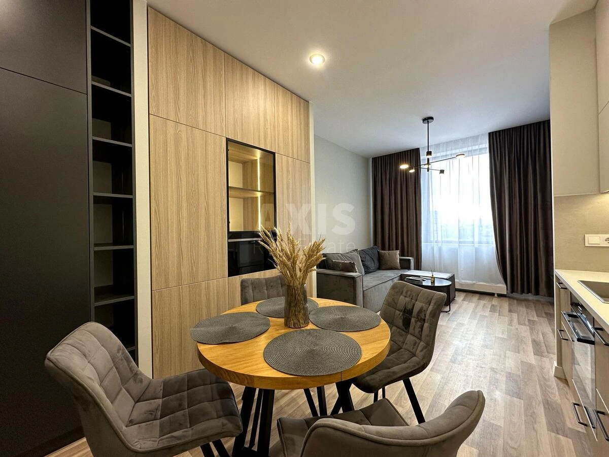 2к квартира ул. Антоновича 44701860