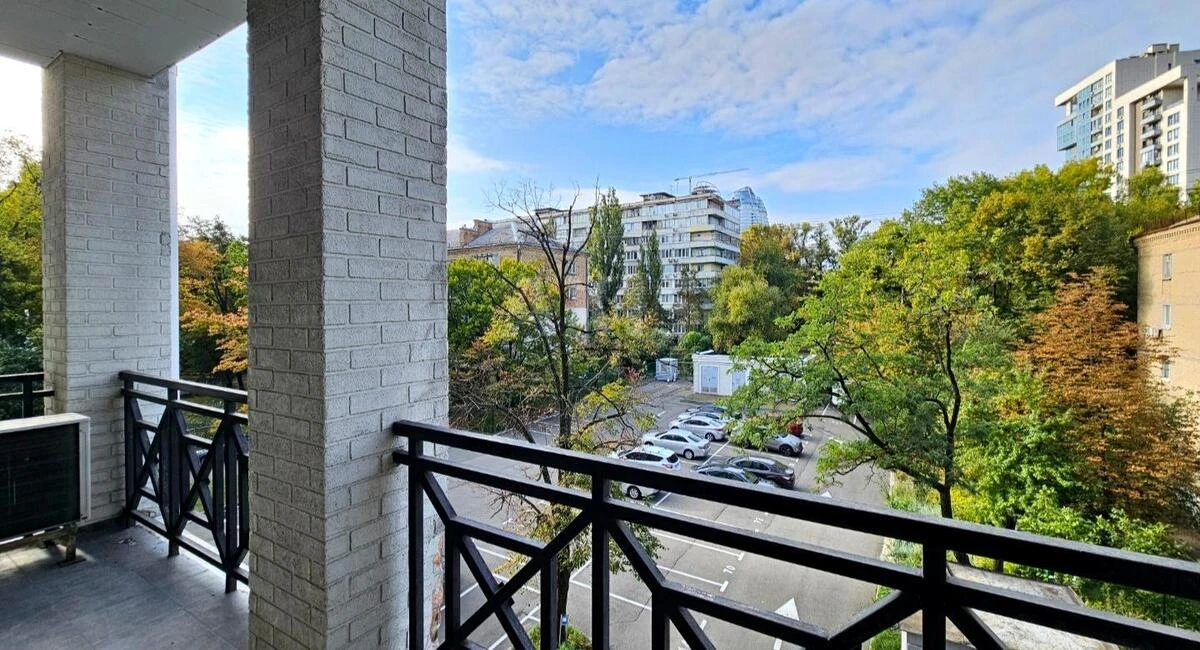 Офис бул. Николая Михновского 19А, 520м26686314