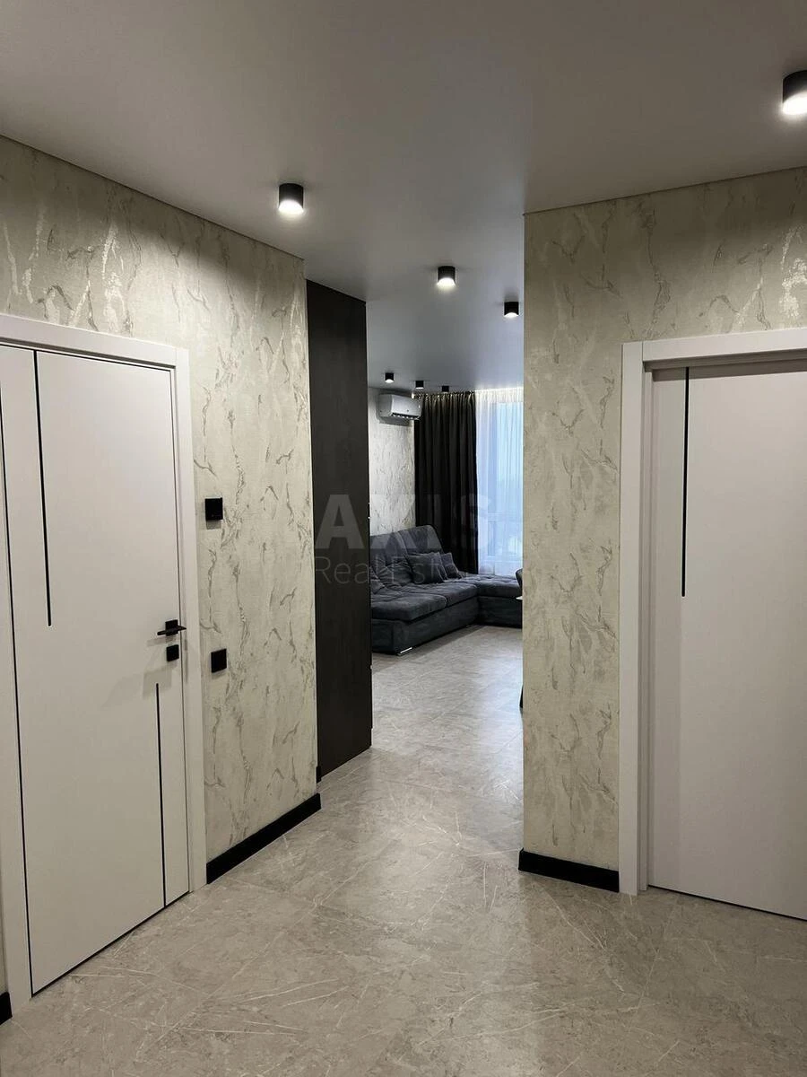 1k apartment vul. Glybochyc'ka 736635812