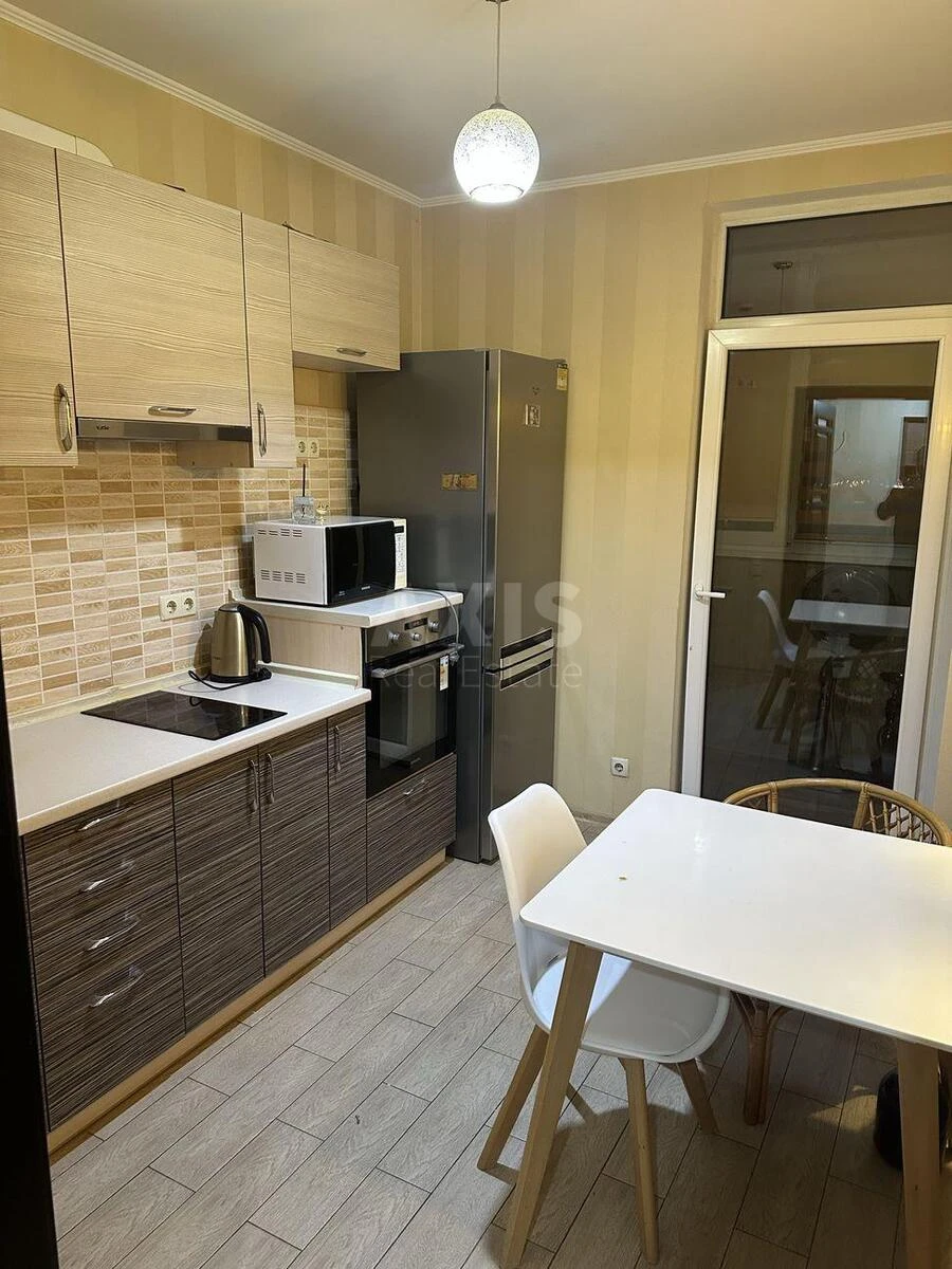 1k apartment vul. Bogatyrs'ka 6А66316