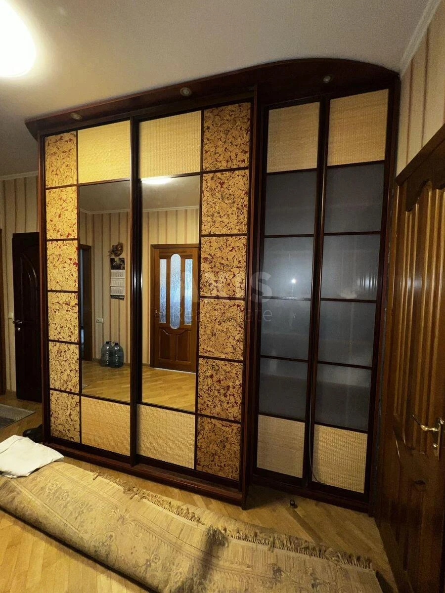 2к квартира пр-т Бажана Николая 106795019