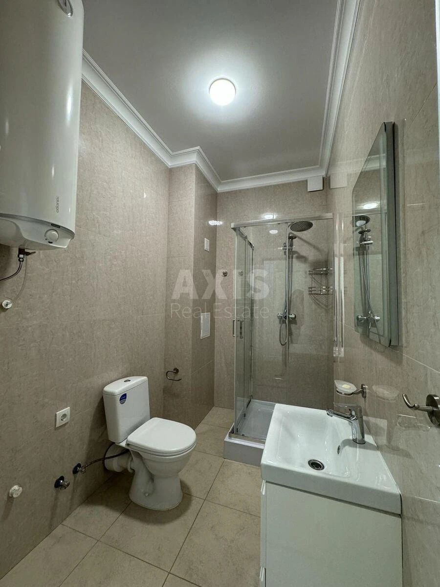 2k apartment vul. Oleksandra Konyskoho 76/786610312