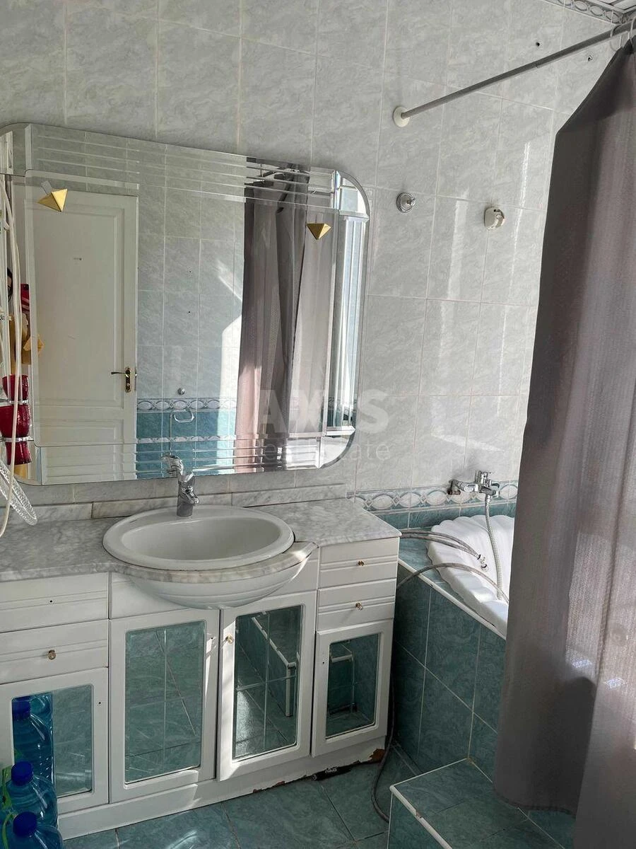 Office vul. Pyrogova 2, 106m2661184