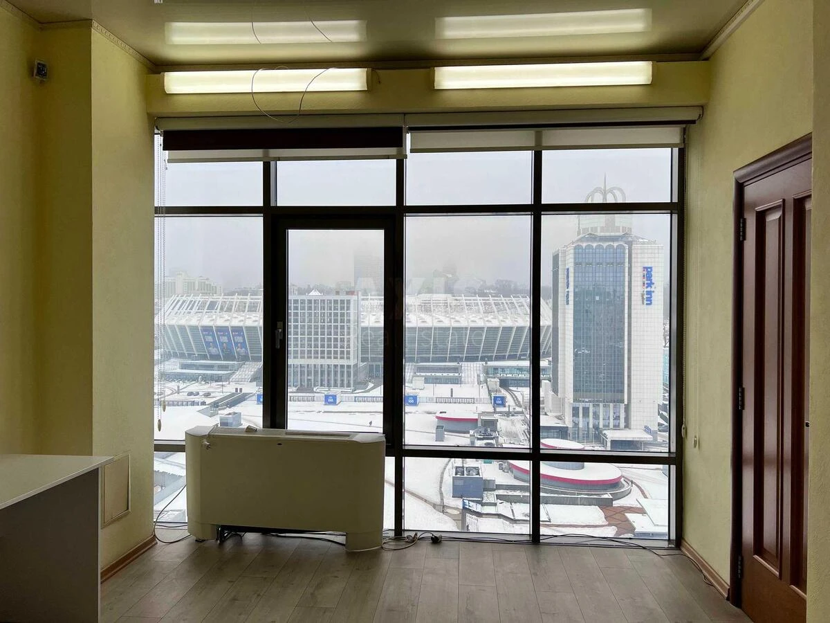 Office vul. Velyka Vasyl'kivs'ka 72, 194m2661668