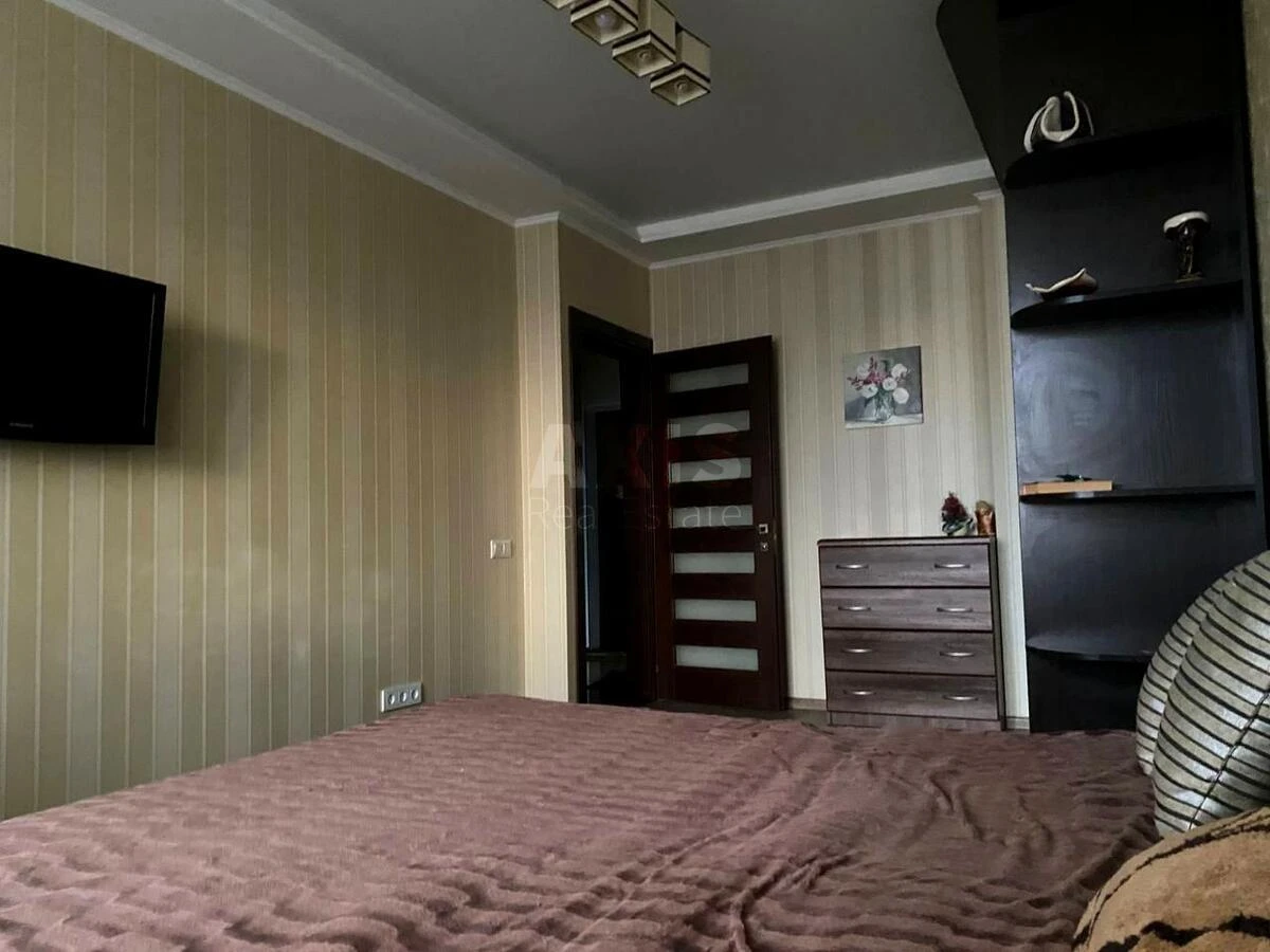 1k apartment vul. Feodosijs'ka 1А644826