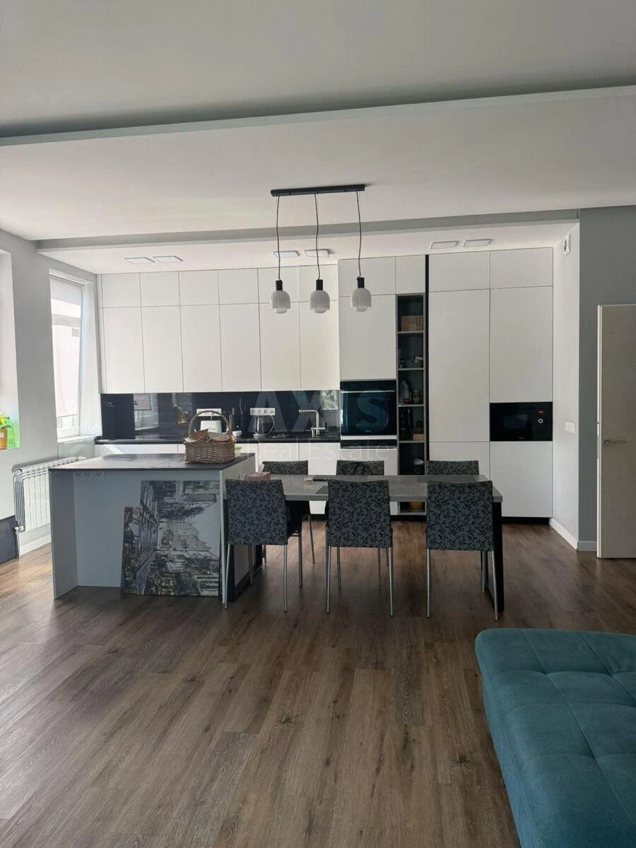 3k apartment vul. Preobrazhens'ka 8Б708261