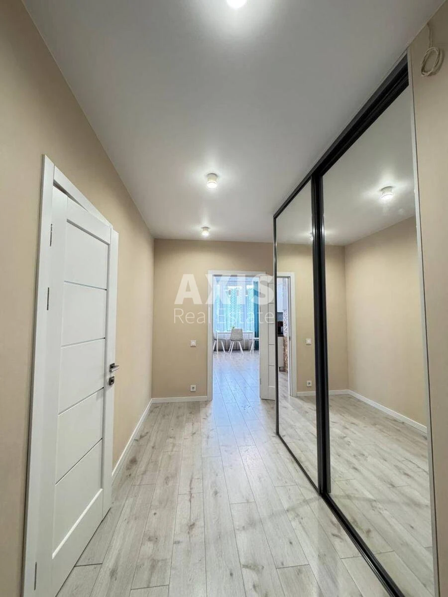 2k apartment nab. Dniprovs'ka Sixteen D694719